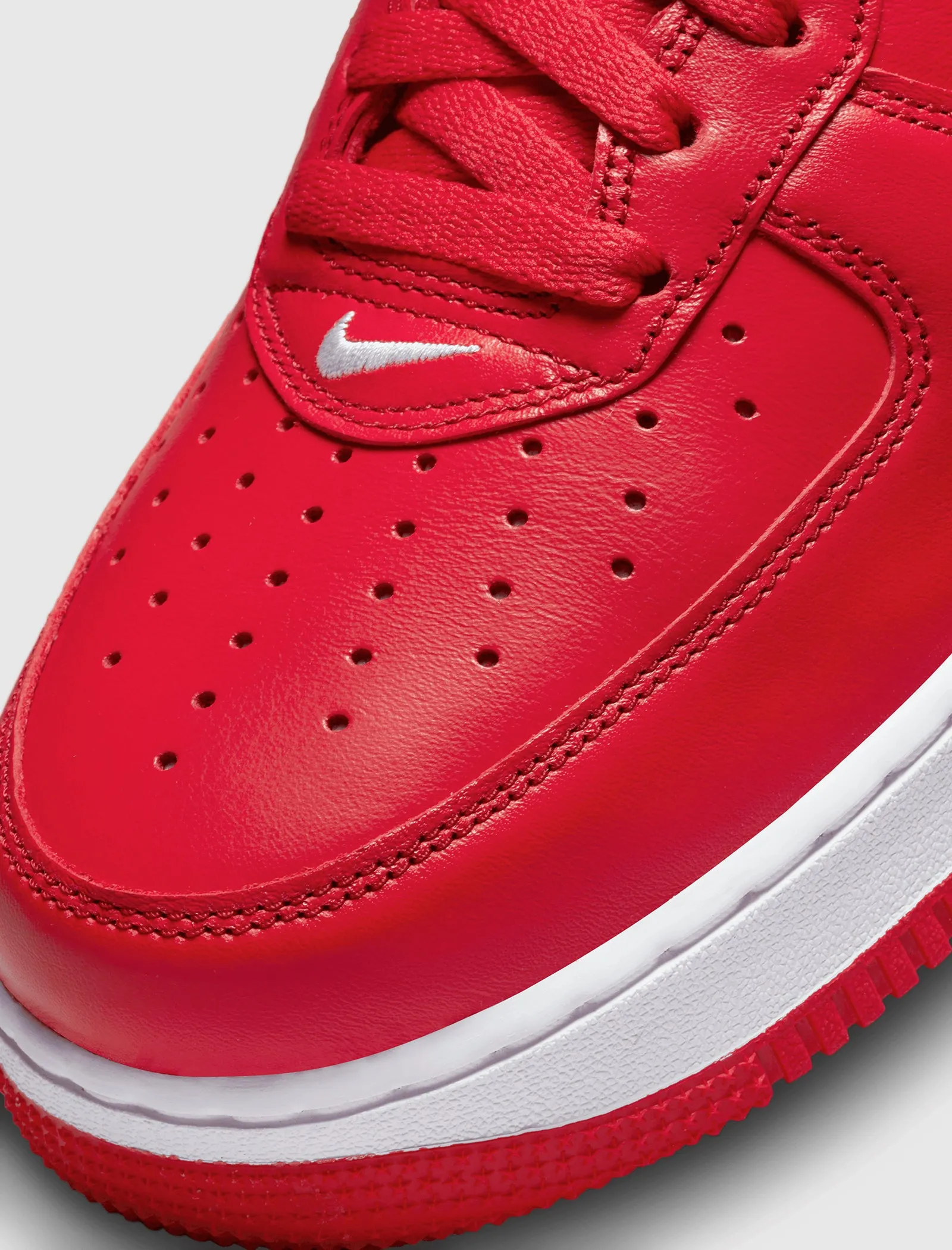 AIR FORCE 1 LOW RETRO COLOR OF THE MONTH "UNIVERSITY RED/WHITE"