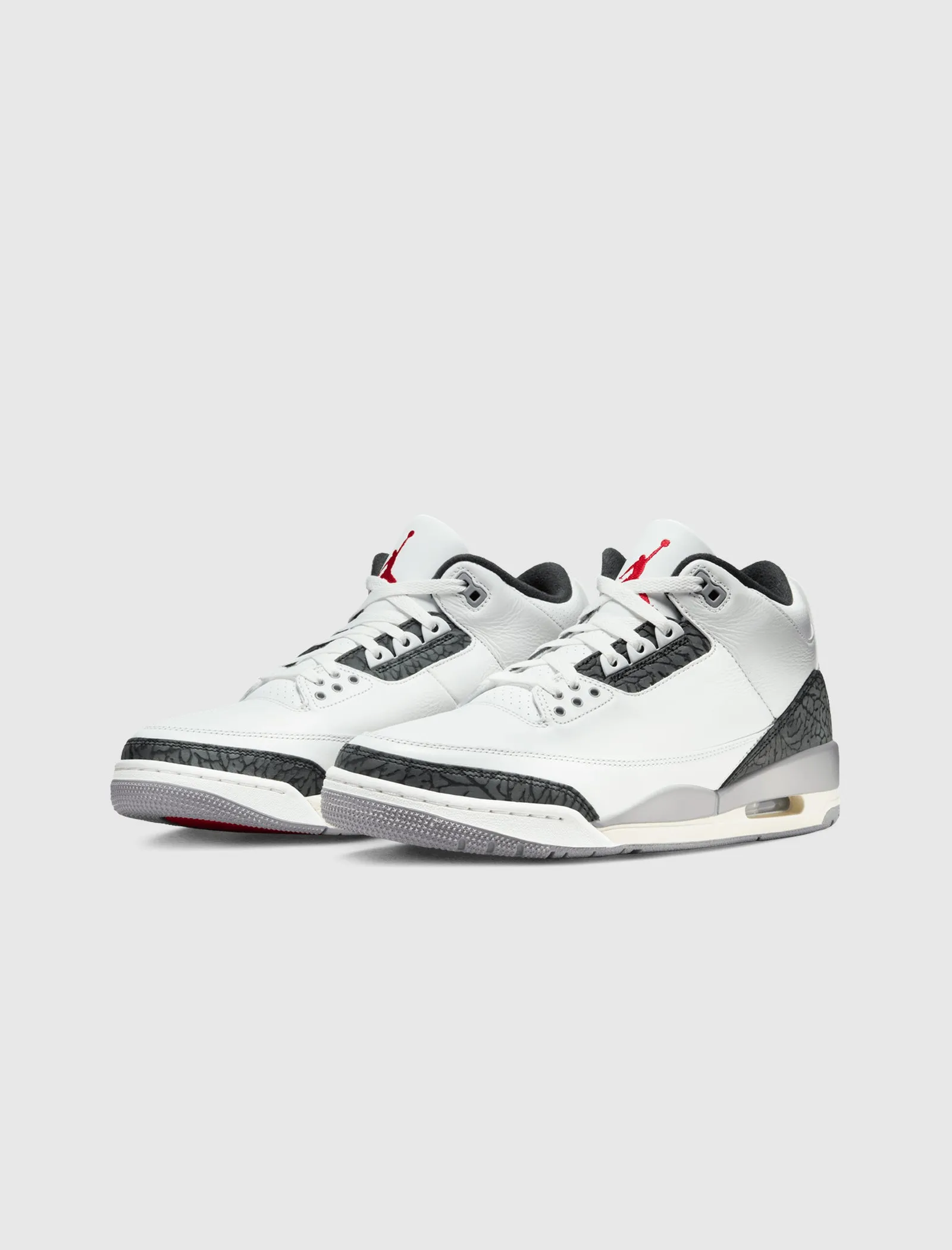 AIR JORDAN 3 RETRO "CEMENT GREY"