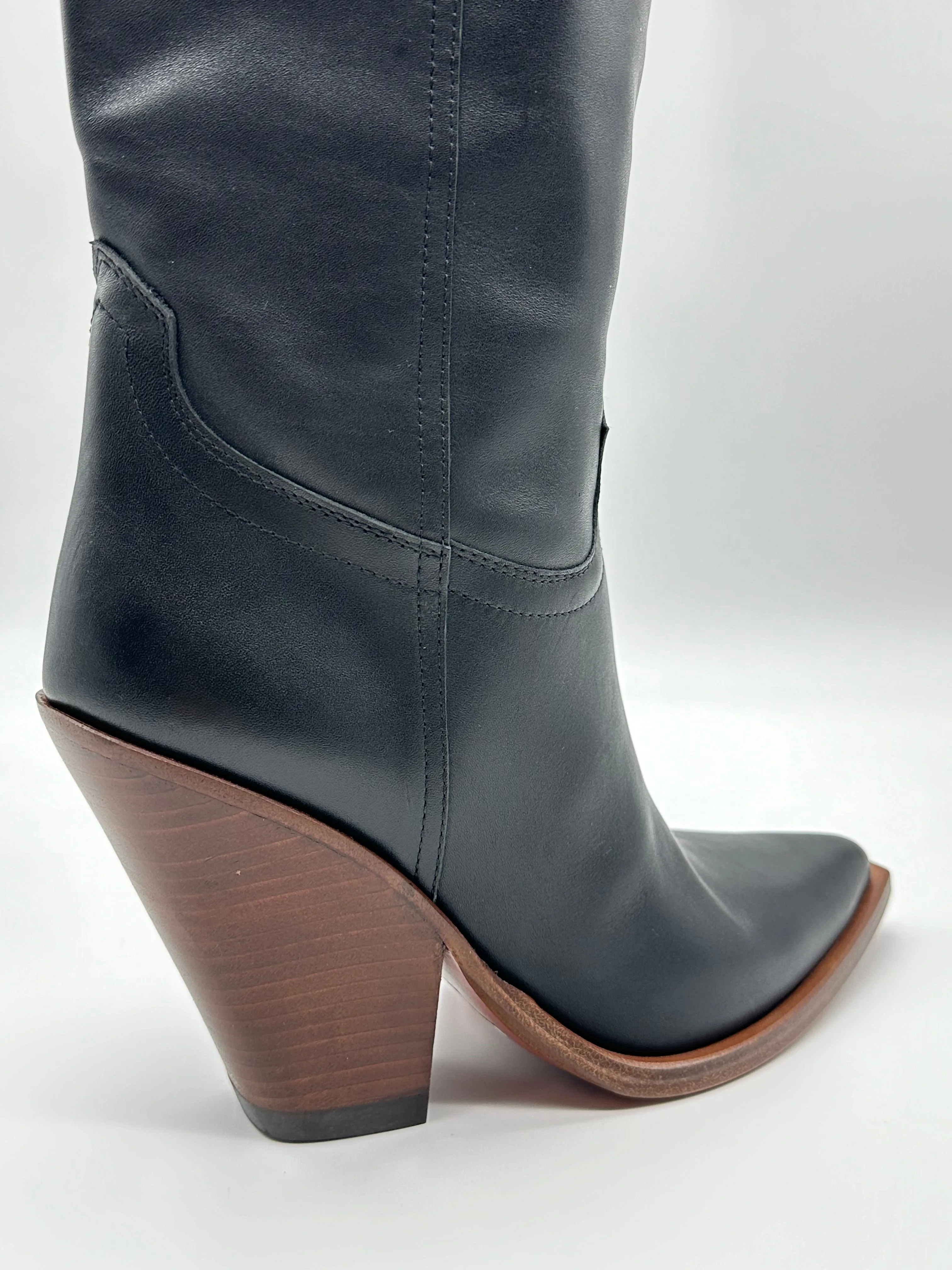 Atoka Ankle Boots