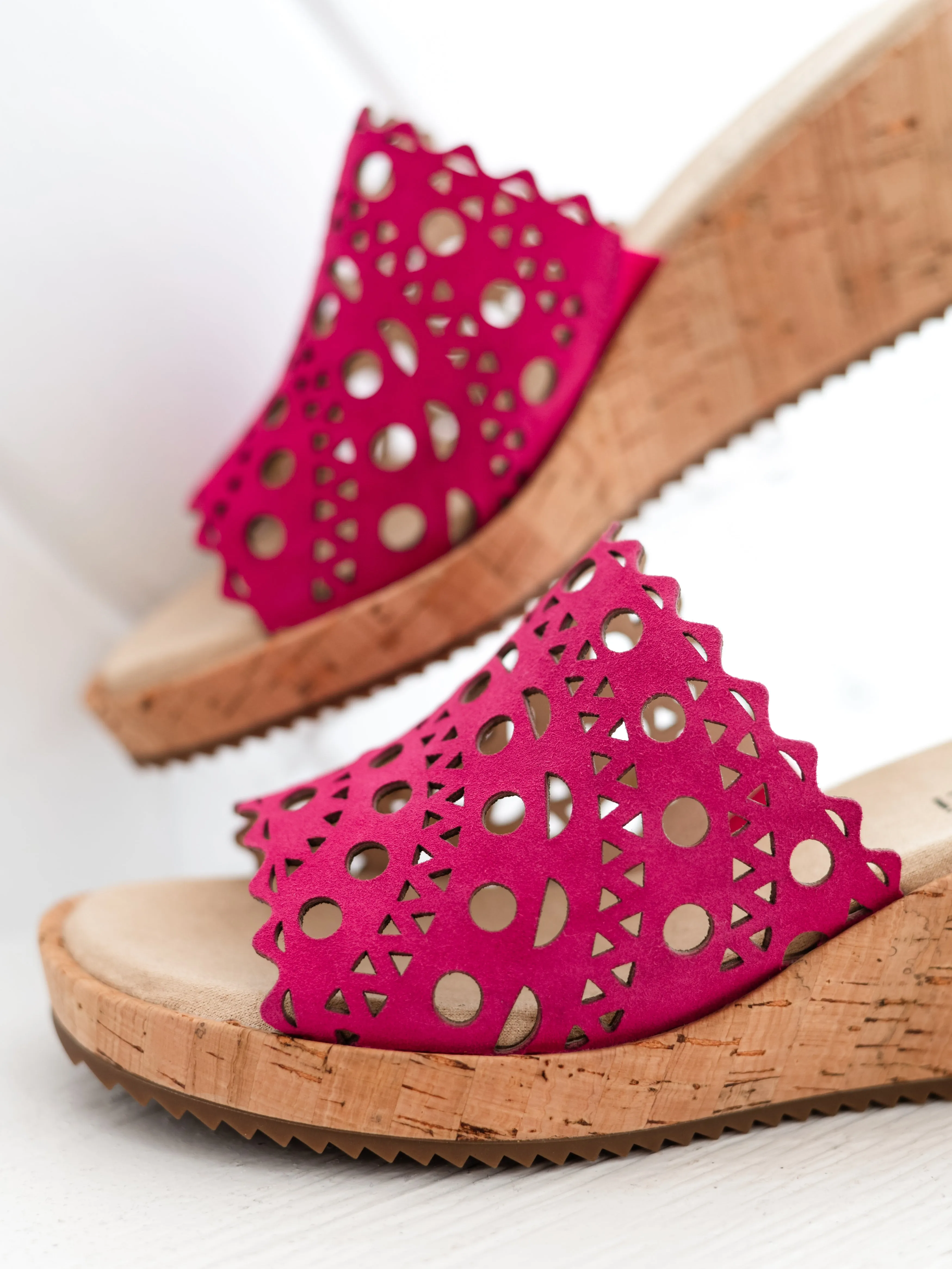 Cammie Fuchsia Suede by Vaneli