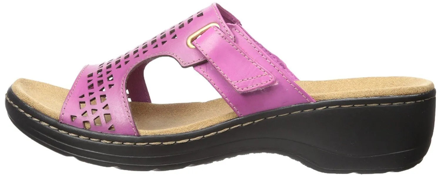 Clarks Women's Hayla Samoa Wedge Sandal