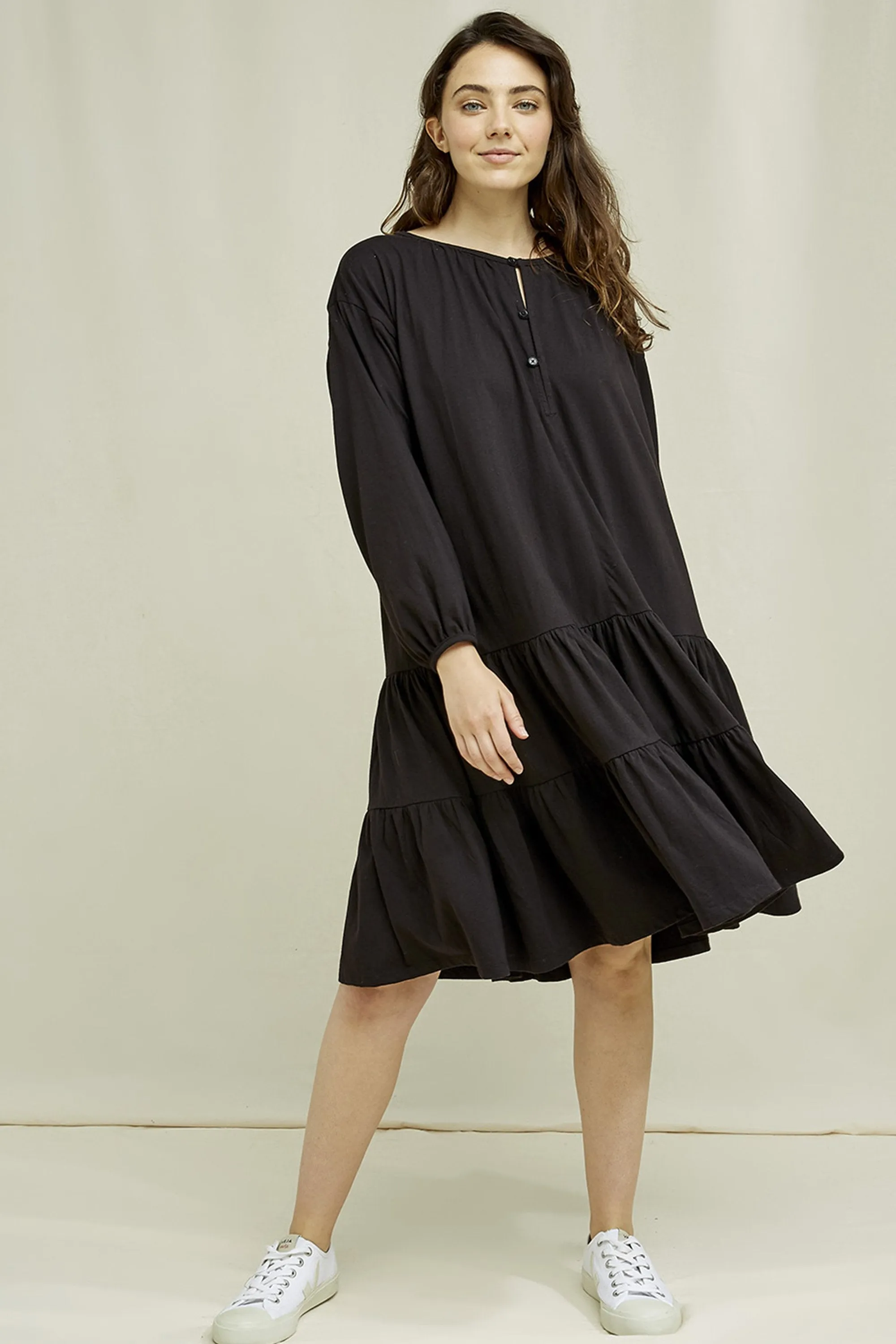 katja dress black