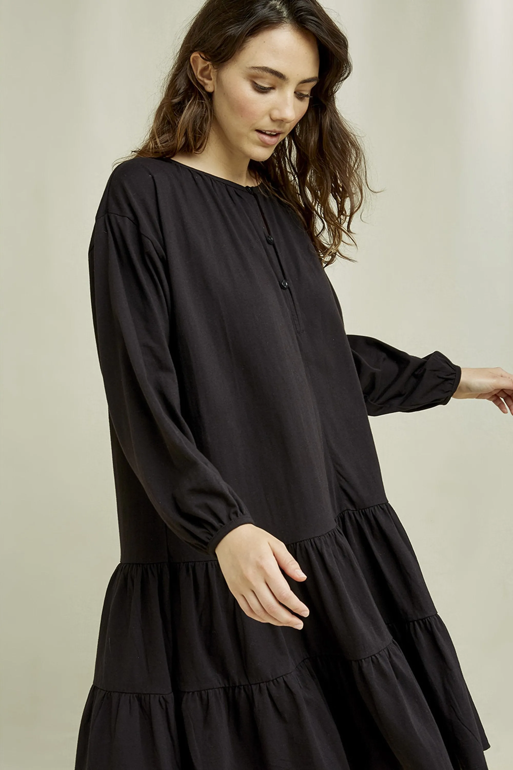 katja dress black