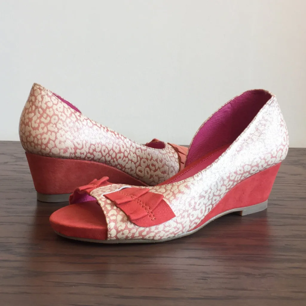 Lait-Coral- LAST PAIRS 39 AND 40!