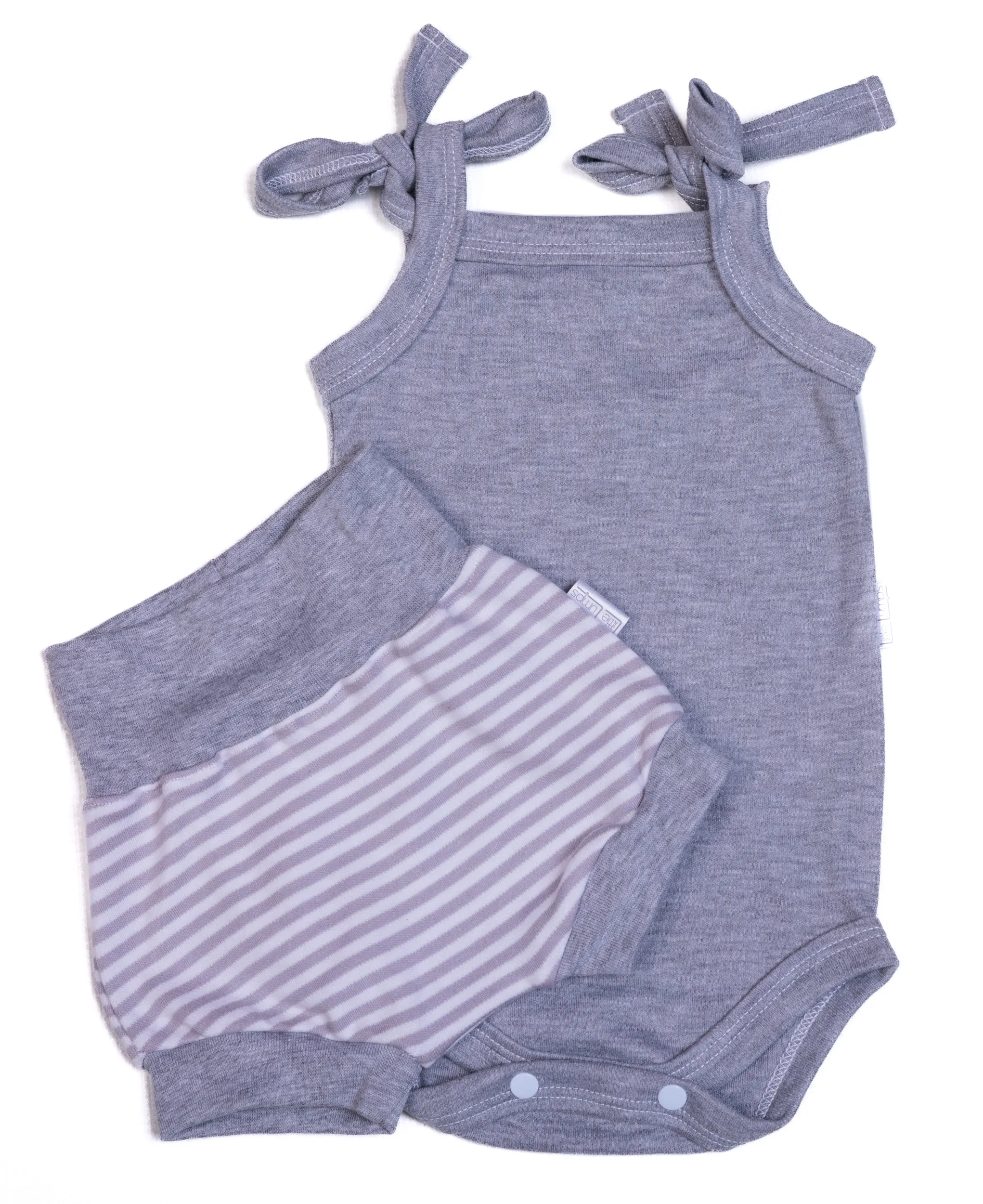 Strappy baby onesie & short set